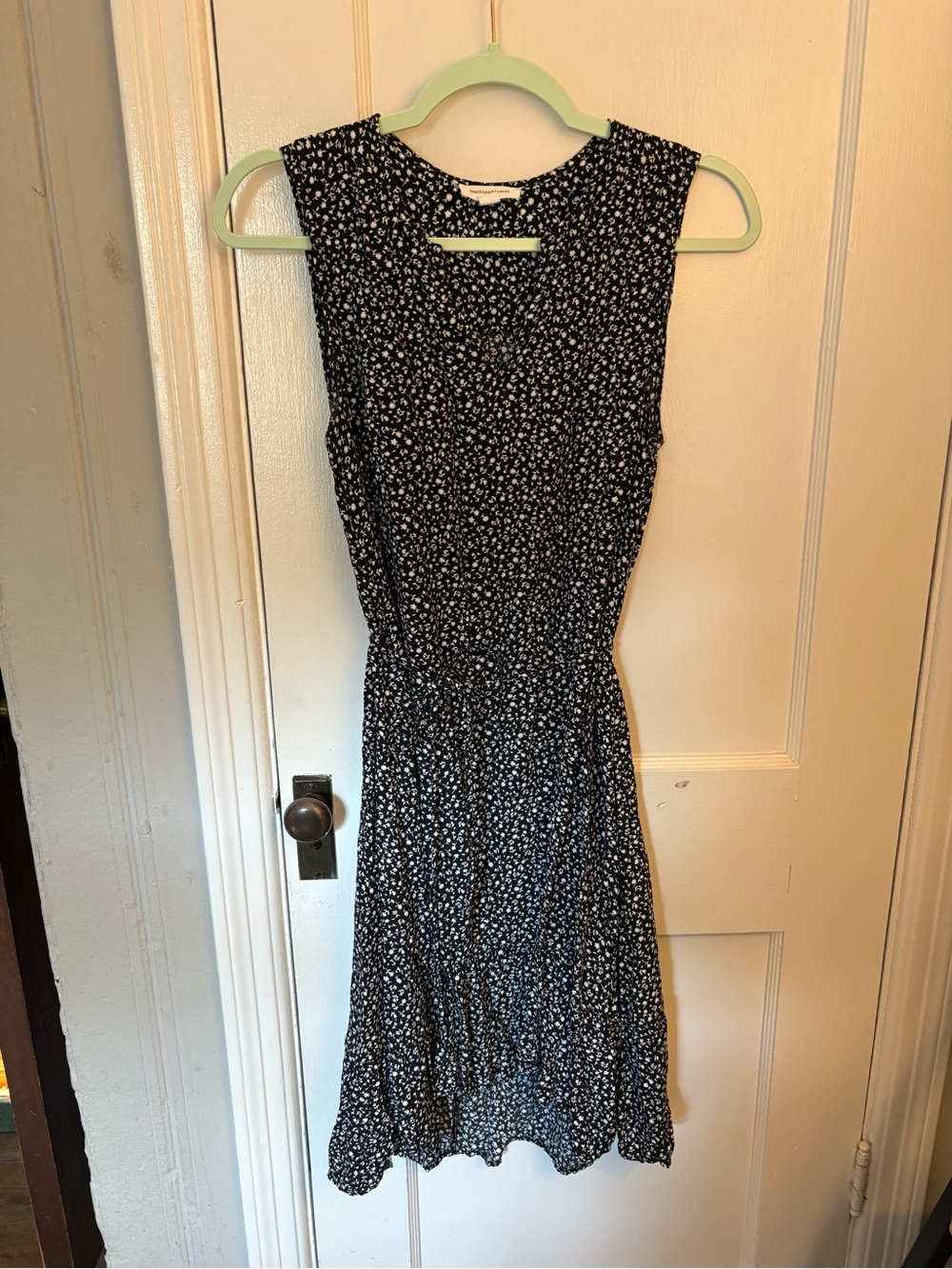 beachlunchlounge Black Dress with White Floral Print
